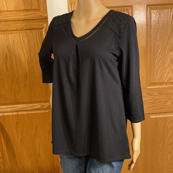 Liz Claiborne black v neck top with semi sheer shoulders - Picture 1 of 7